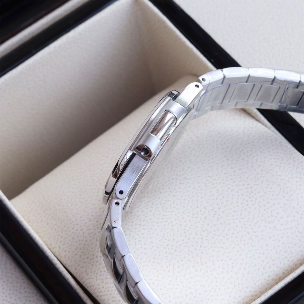 Patek Philippe Nautilus 7010/1R