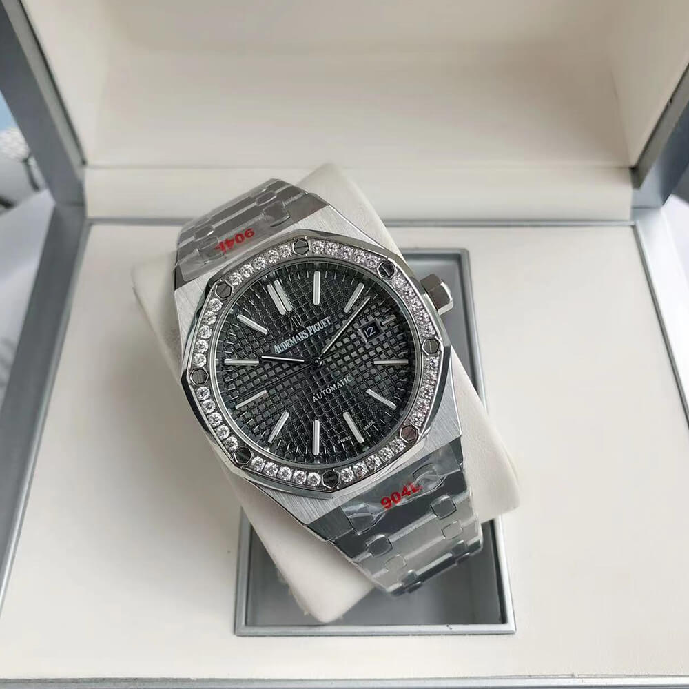 Audemars Piguet Royal Oak 15400