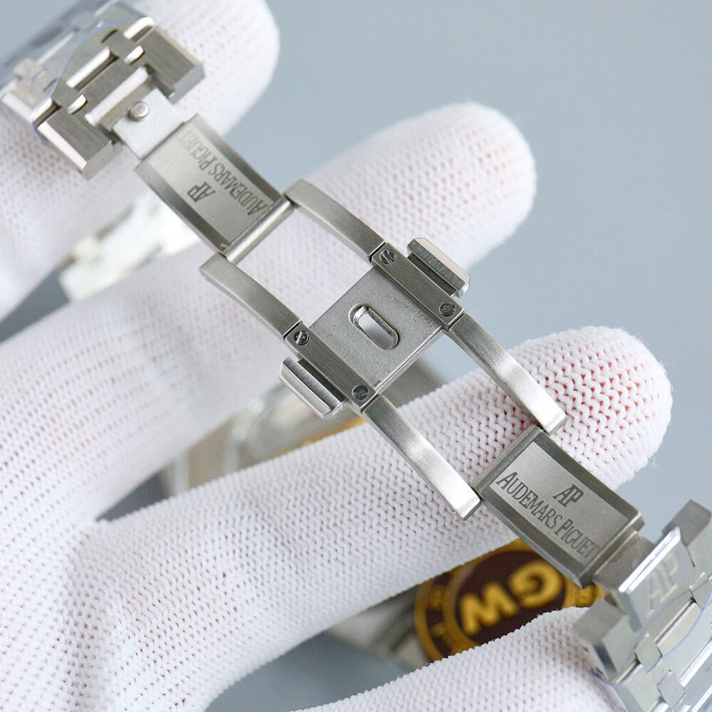 Audemars Piguet Royal Oak 15400